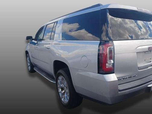 2018 GMC Yukon XL SLE