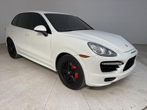 2014 Porsche Cayenne Turbo