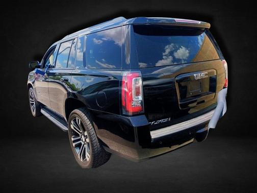 2019 GMC Yukon SLT