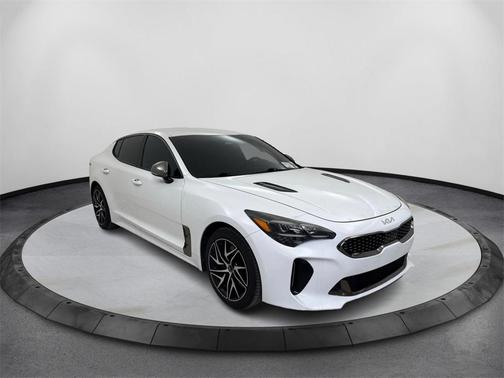 2022 Kia Stinger GT-Line