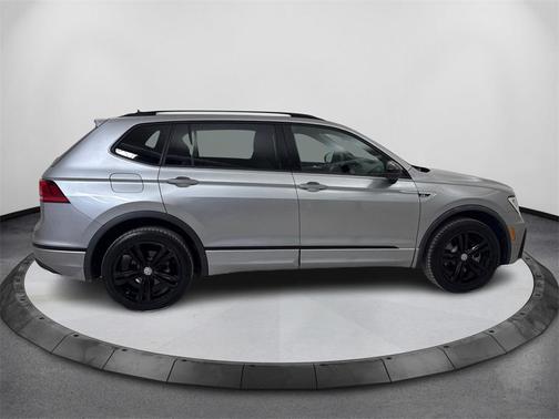 2019 Volkswagen Tiguan 2.0T SEL R-Line Black