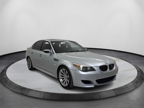 2006 BMW M5 