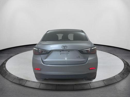 Silver 2017 Toyota Yaris iA Base