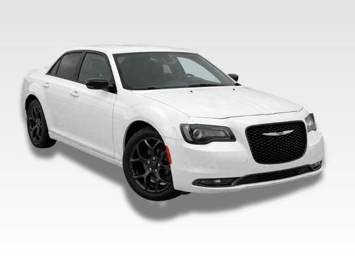 Bright White Clearcoat 2023 Chrysler 300 Touring