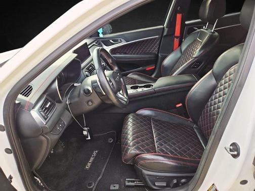 2022 Genesis G70 3.3T