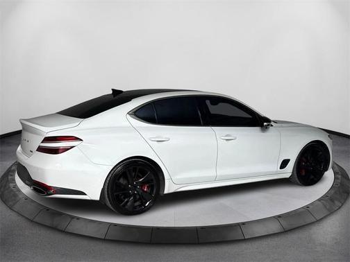 2022 Genesis G70 3.3T
