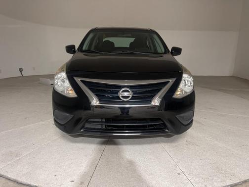 2015 Nissan Versa 1.6 SV