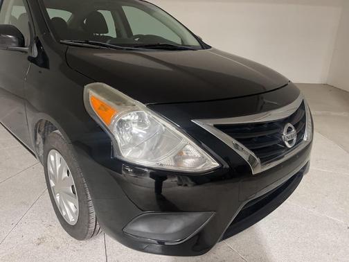 2015 Nissan Versa 1.6 SV