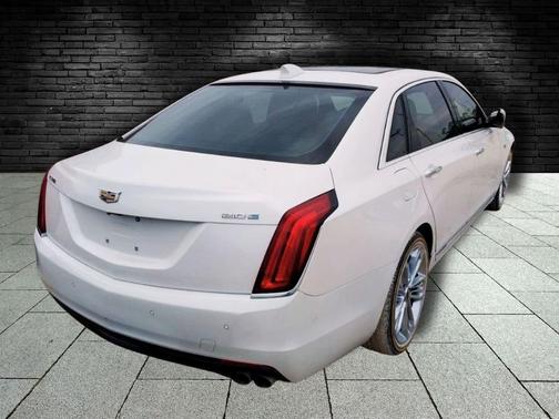 2017 Cadillac CT6 PLUG-IN Base