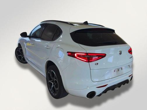 2022 Alfa Romeo Stelvio Veloce