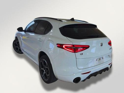 2022 Alfa Romeo Stelvio Veloce