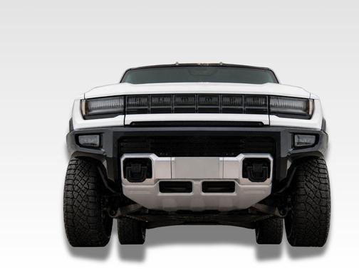 White 2024 GMC HUMMER EV Pickup 3X