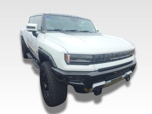 White 2024 GMC HUMMER EV Pickup 3X