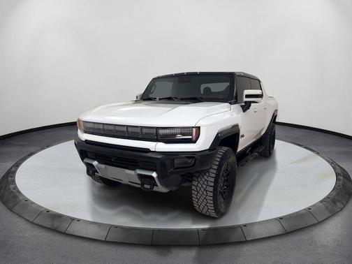 White 2024 GMC HUMMER EV Pickup 3X