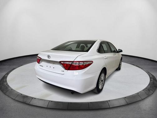 2016 Toyota Camry XLE