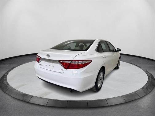 2016 Toyota Camry XLE