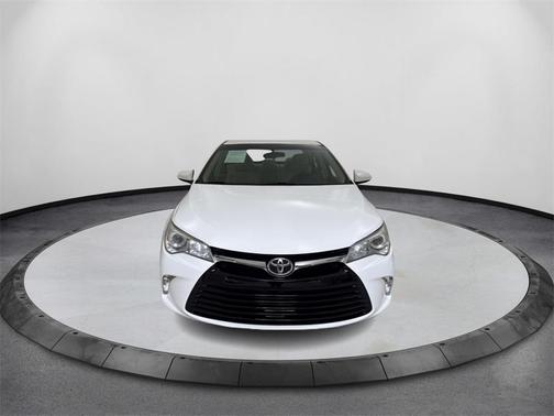 2016 Toyota Camry XLE