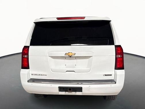 Summit White 2017 Chevrolet Suburban Premier