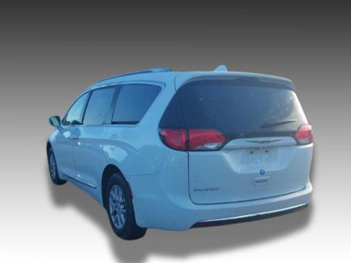 2020 Chrysler Pacifica Touring-L
