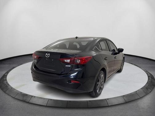 2018 Mazda Mazda3 Touring
