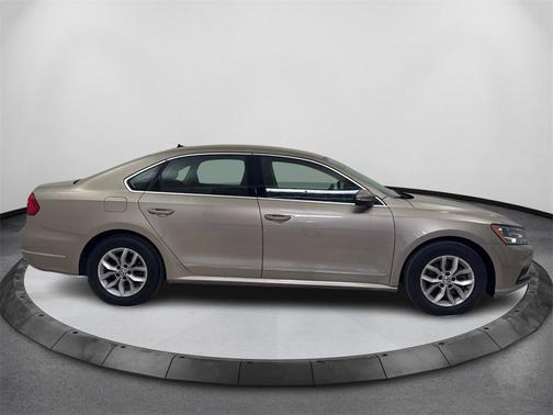 2016 Volkswagen Passat 1.8T S
