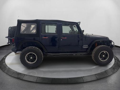 True Blue Pearlcoat 2013 Jeep Wrangler Unlimited Sport