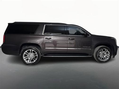 2017 GMC Yukon XL SLT