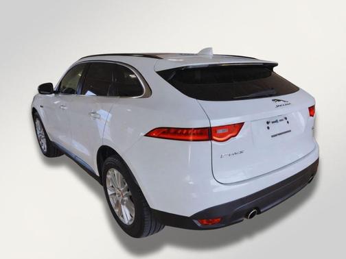2018 Jaguar F-PACE 30t Prestige