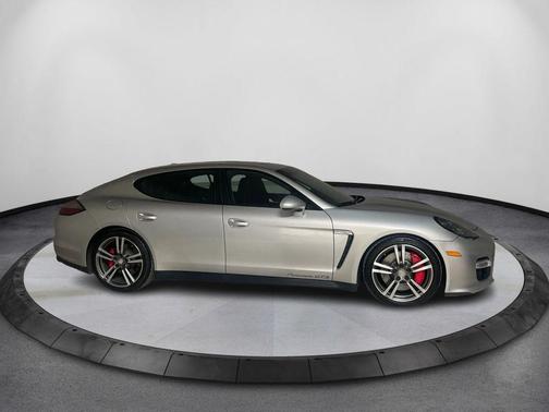 2013 Porsche Panamera GTS