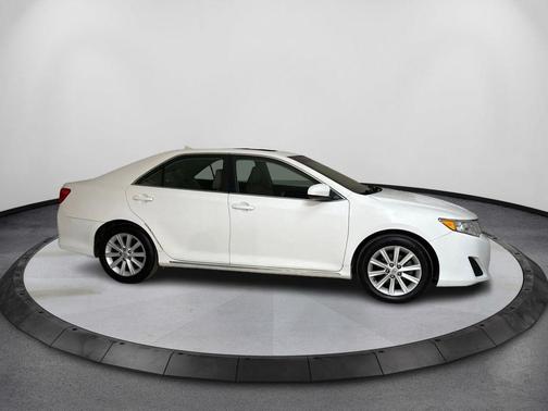 2014 Toyota Camry XLE