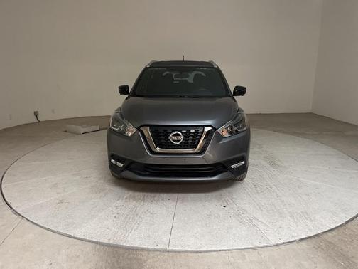 2019 Nissan Kicks SR