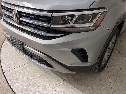 2020 Volkswagen Atlas Cross Sport 2.0T SE w/Technology
