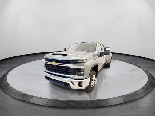 Sterling Gray Metallic 2025 Chevrolet Silverado 3500 LT