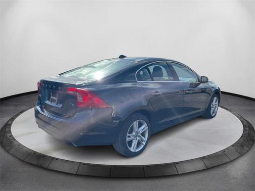 2015 Volvo S60 T5 Premier