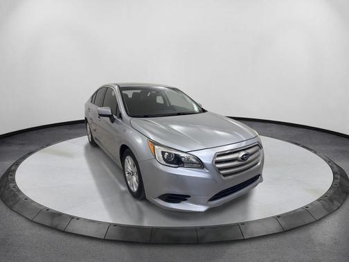 Ice Silver Metallic 2017 Subaru Legacy 2.5i Premium
