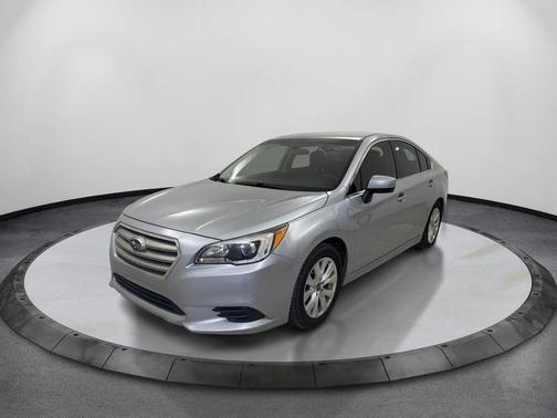 Ice Silver Metallic 2017 Subaru Legacy 2.5i Premium
