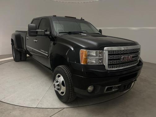 2014 GMC Sierra 3500 Denali