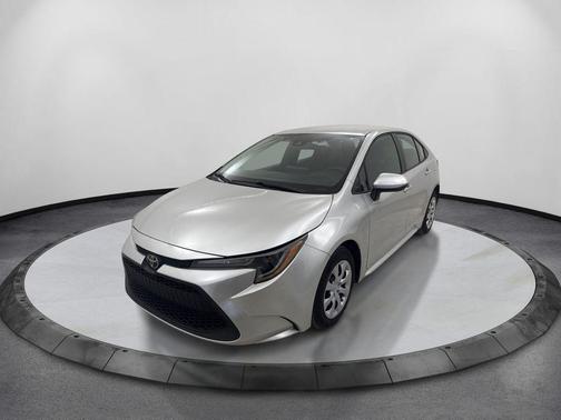 Classic Silver Metallic 2022 Toyota Corolla LE