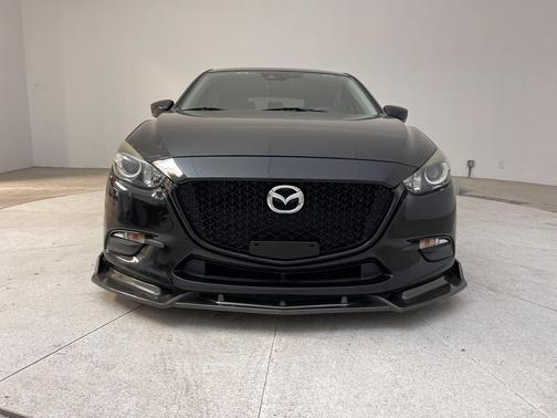 2018 Mazda Mazda3 Touring