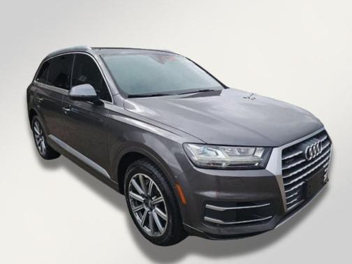 2019 Audi Q7 45 Premium Plus