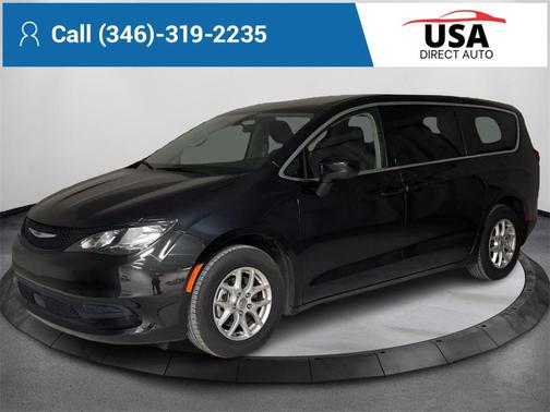 2022 Chrysler Voyager LX