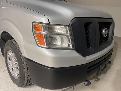 2018 Nissan NV Cargo NV2500 HD SV V6/SV V8