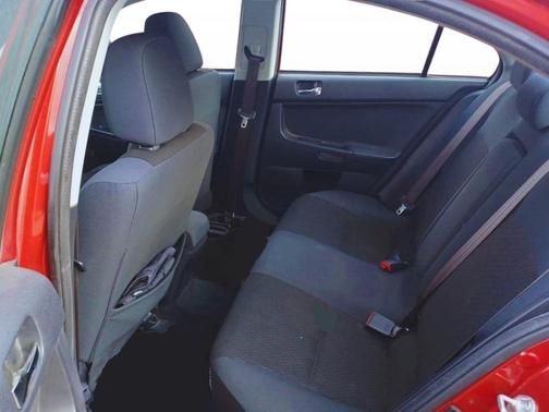 2017 Mitsubishi Lancer ES