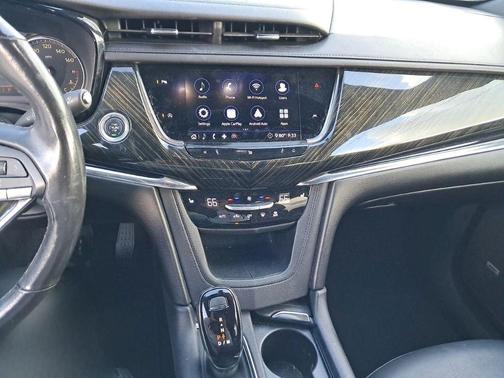 Radiant Silver Metallic 2020 Cadillac XT6 Premium Luxury FWD