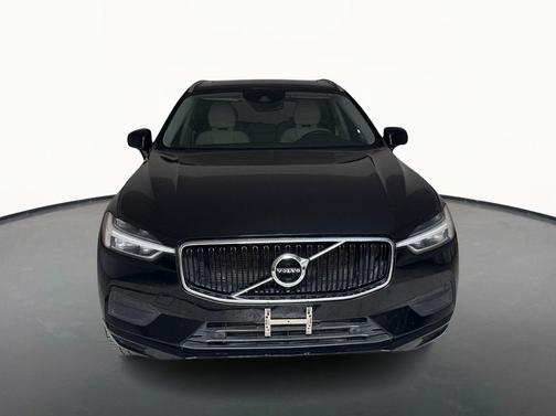 2018 Volvo XC60 T6 Momentum