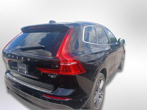 2018 Volvo XC60 T6 Momentum