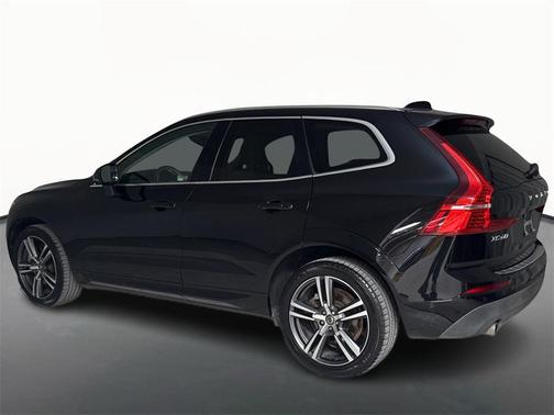2018 Volvo XC60 T6 Momentum
