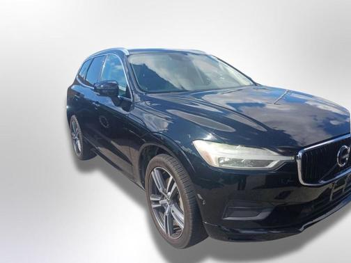 2018 Volvo XC60 T6 Momentum