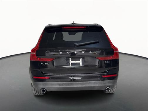 2018 Volvo XC60 T6 Momentum