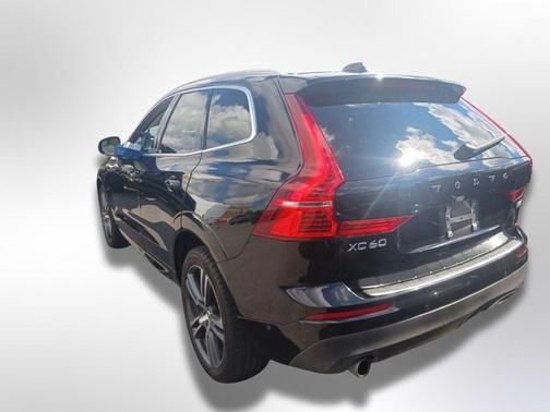 2018 Volvo XC60 T6 Momentum